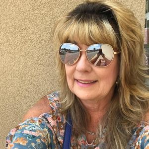 Meet your Posher, Diane